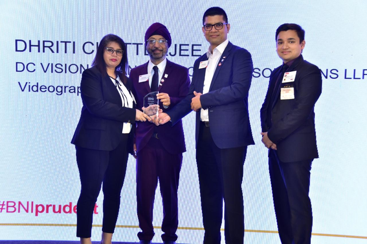 Dhriti recognised on stage at a BNI Prudent chapter event